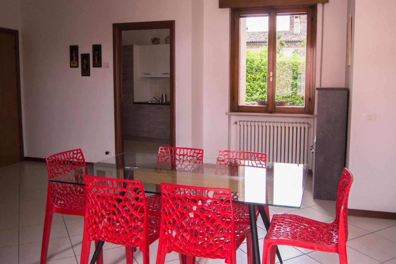 Appartamento Daisy Bardolino Bagian luar foto